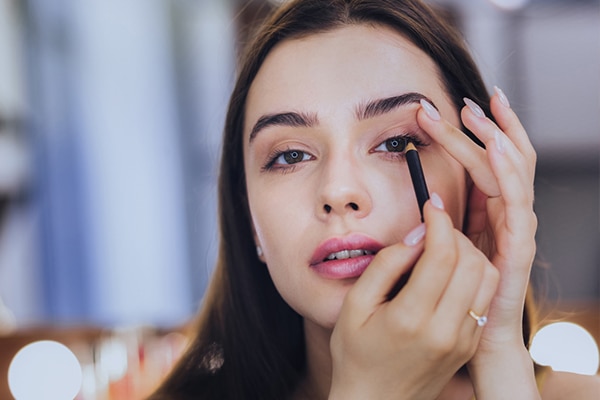 Find Free Make-Up and Beauty Courses Online